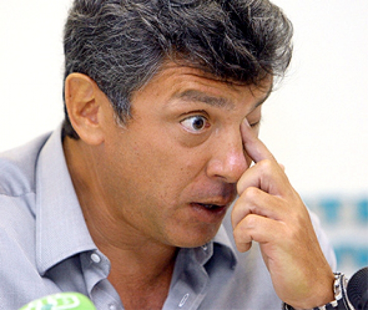 В ответ на обвинения Немцов назвал Лимонова кровожадным