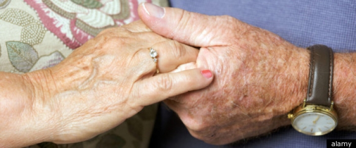 Пенсионерок в Латвии в два раза больше пенсионеров