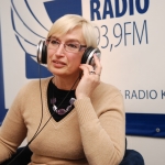 Министр здравоохранения хочет вернуть зарядку на радио и ТВ