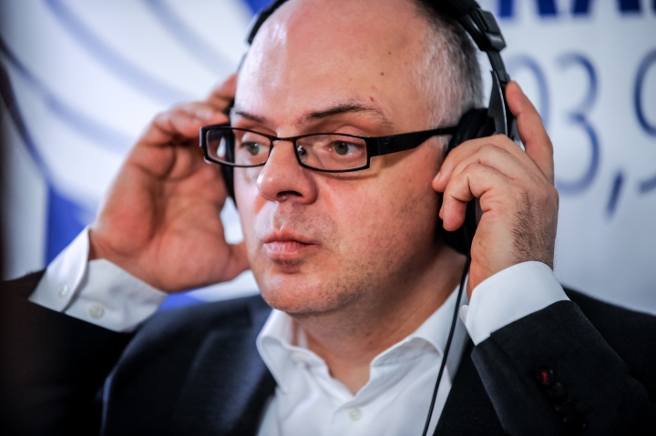 Килис не откажется от зарплаты министра ради учителей (АУДИО, ВИДЕО)