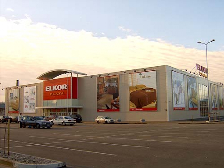 Elkor поделил покупателей на граждан и неграждан