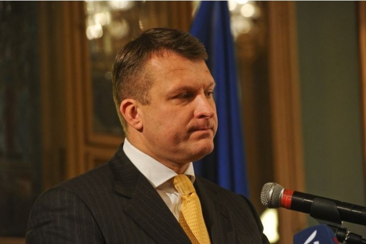 Шлесерс: Латвия не может оплатить проект Rail Baltica