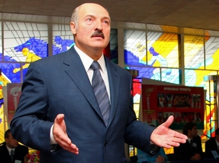 Лукашенко хочет построить сразу две АЭС