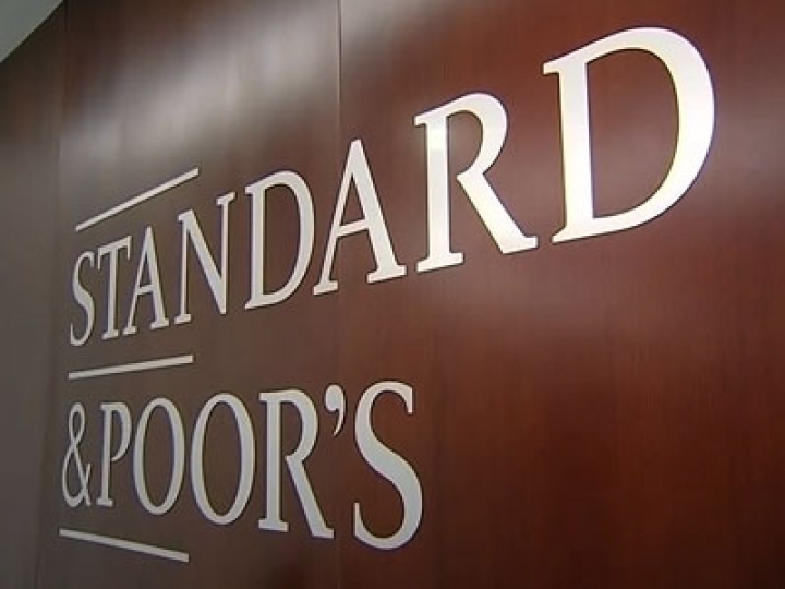 S&P: Европа выйдет из рецессии в конце года