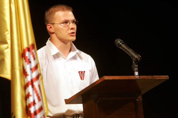 VL-ТБ/ДННЛ ждет извинений от Нила Ушакова