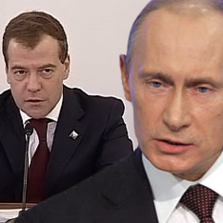 Путин выдвинул Медведева в премьер-министры