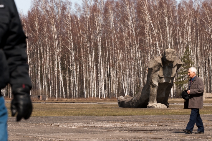 Полиция: могилы узников Саласпилсского концлагеря не оскверняли