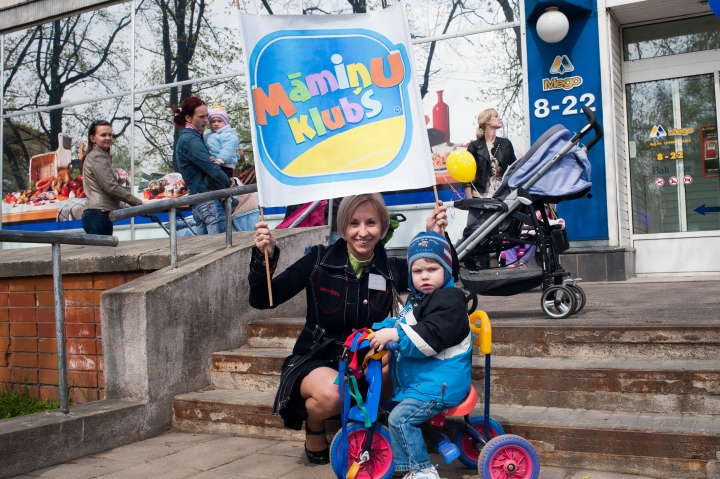 «Мамин Клуб» устраивает акцию «Женщины за жизнь»
