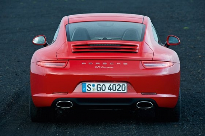 На Porsche 911 поставили «красную точку»