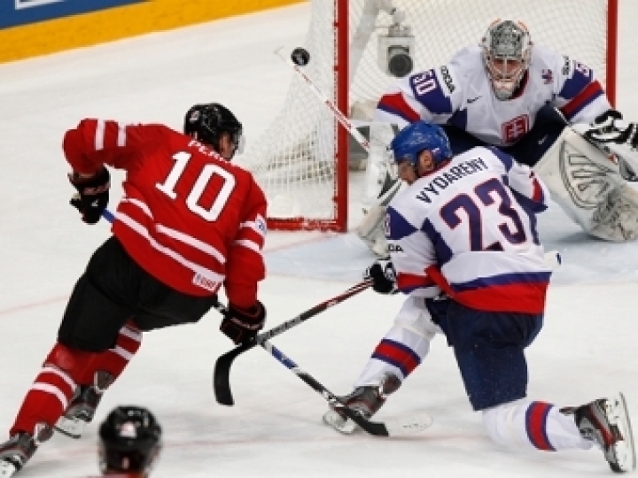 ХОККЕЙ-2012: сборная Канады выбыла с чемпионата мира