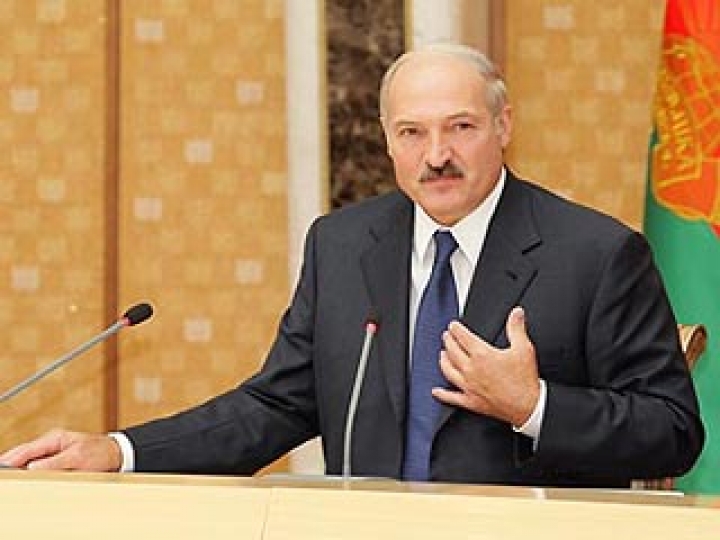 Лукашенко требует выдраить Белоруссию