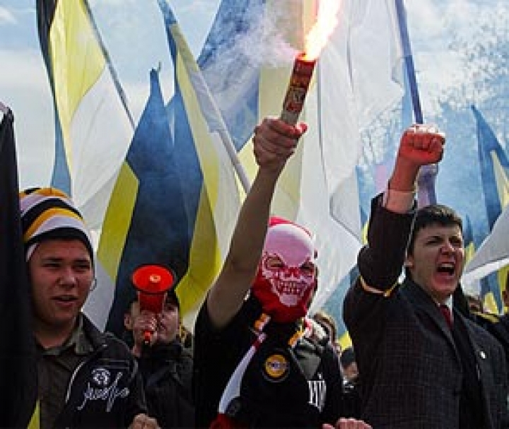 На Украине устроили драку на 9 мая
