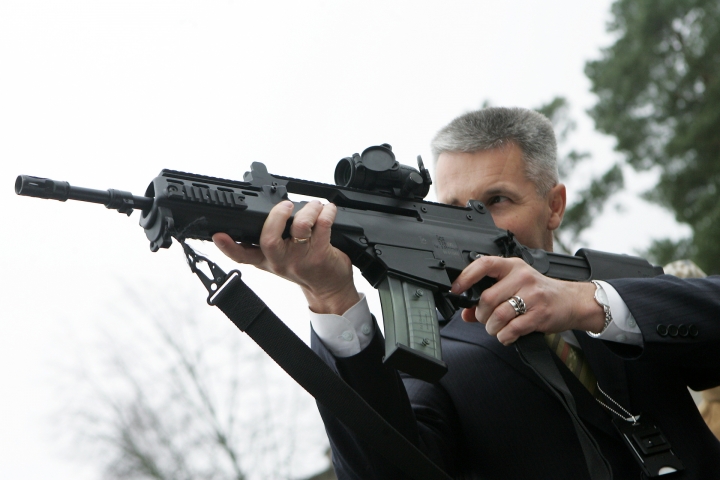 Пабрикс не знает, как остановить влияние России на страны Балтии