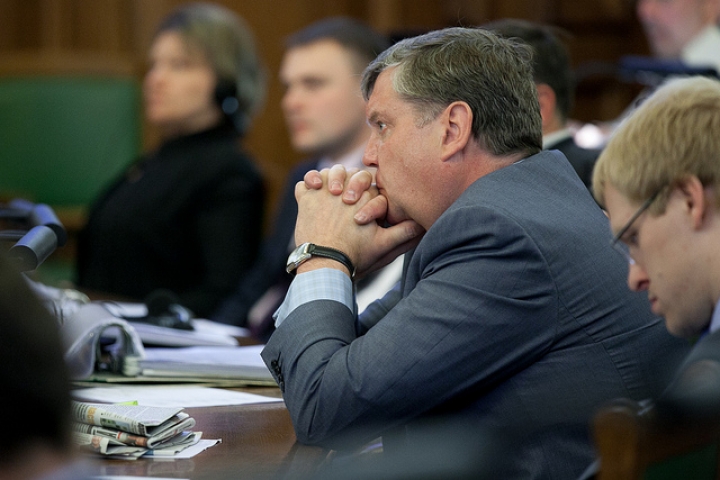 Урбанович: Минобороны воюет с Памятником освободителям Риги