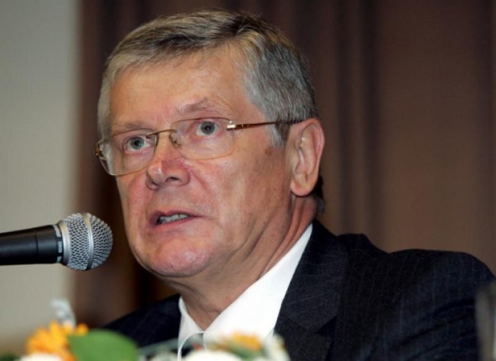 Опрос: латвийцы стали позитивнее смотреть на экономику страны