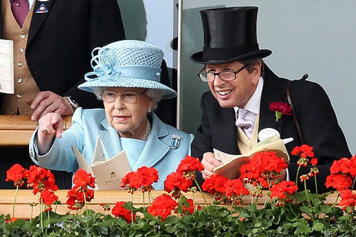 Самые симпатичные и сумасшедшие шляпки скачек Royal Ascot (ФОТО)