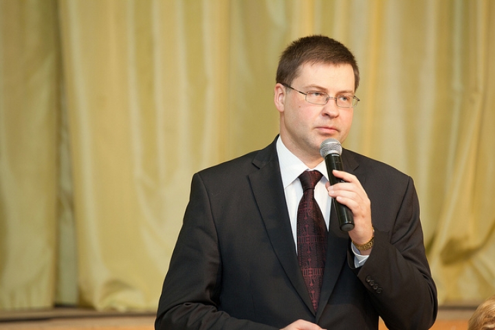 Премьера призвали четко высказаться о еврейской собственности