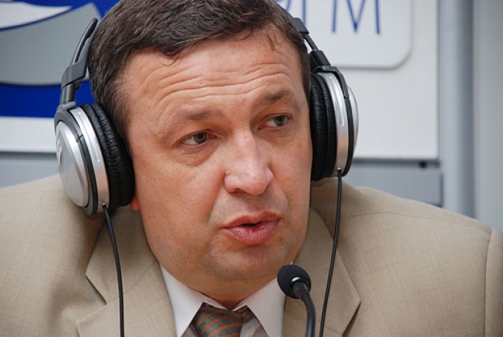 Орлов призывает наказывать депутатов за нарушение присяги (ВИДЕО)