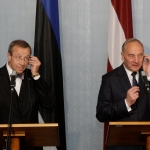 Ильвес обещал поддержать Латвию на пути введения евро (ВИДЕО)