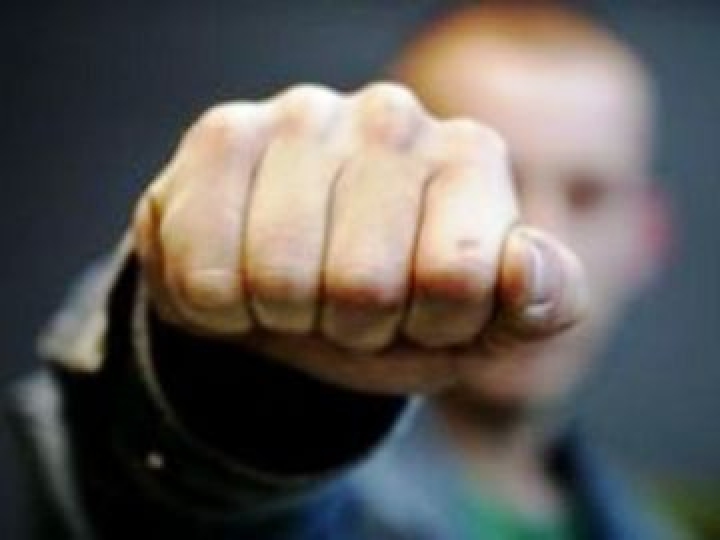 В приступе гнева мужчина убил собственную мать