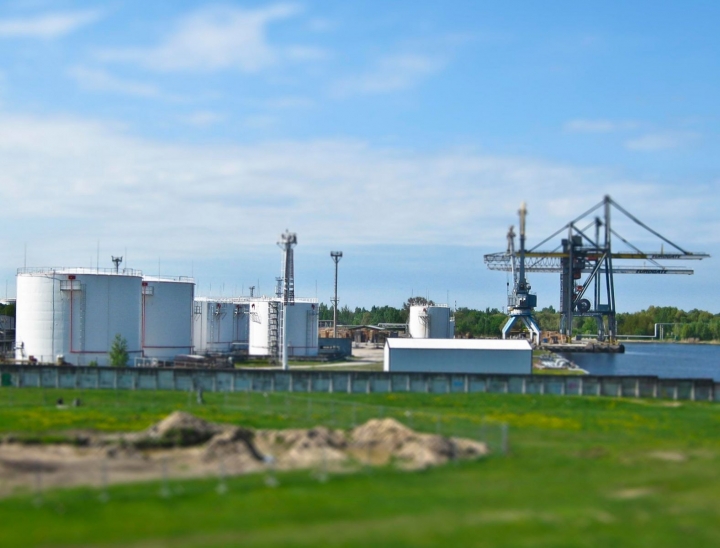 Неприятный запах в Саркандаугаве: компании Man-Tess грозят санкции (АУДИО)