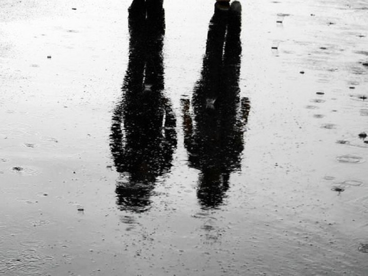 В пятницу в Латвии пройдут ливни и град