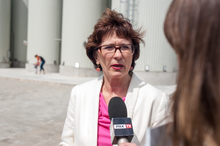 Евродепутат: латышам пора поднять голову