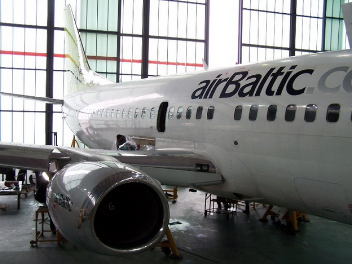 Эксперт: за новые самолеты airBaltic заплатят сами жители (ВИДЕО)