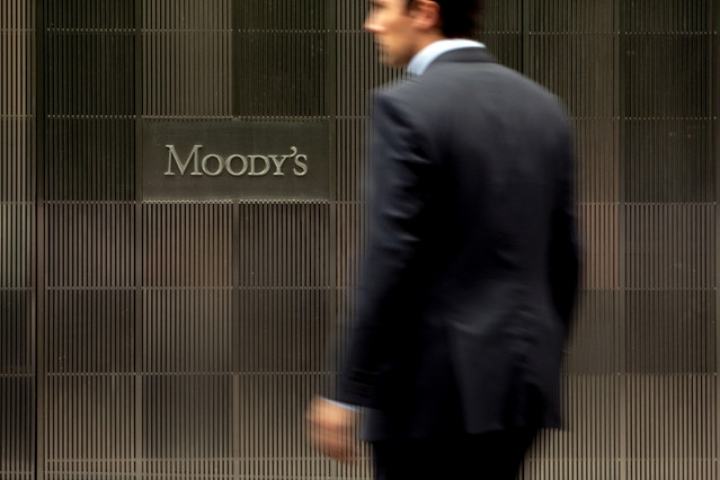 Рейтинг Италии снижен на две ступени