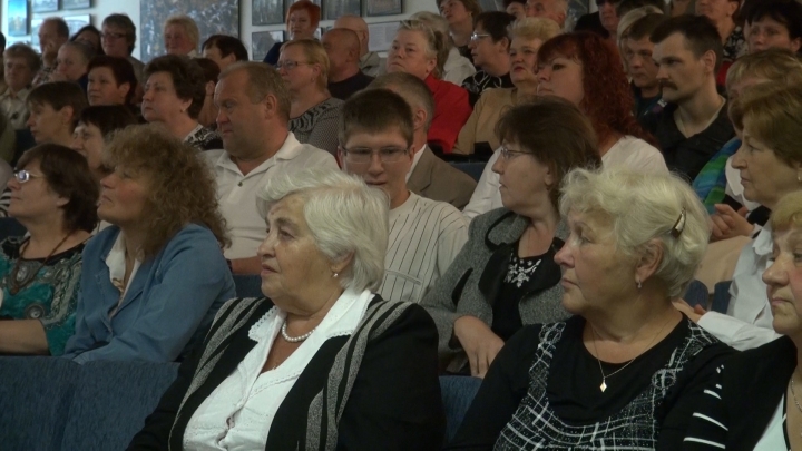 Поздравили лучших дворников Риги (АУДИО)