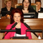 Эксперт: власть в стране узурпирована группой политиков