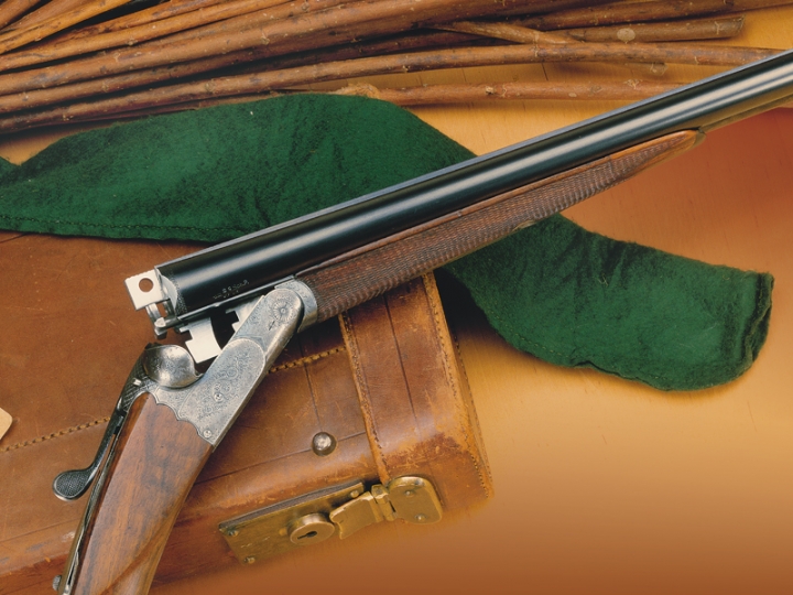 Старик застрелил соседа и покончил с собой