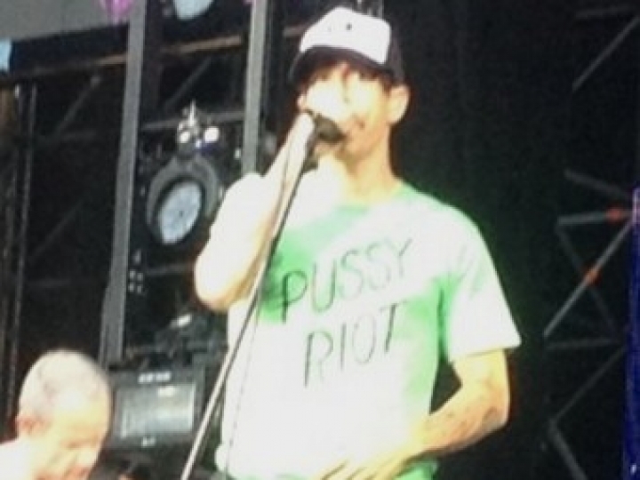 Red Hot Chili Peppers выступили в поддержку Pussy Riot