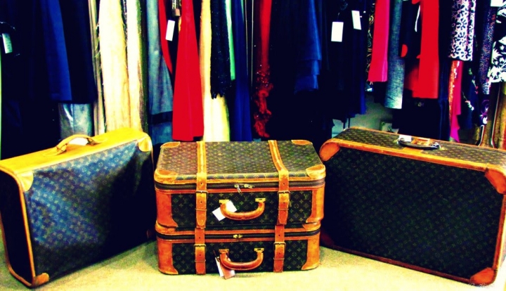 Сколько одежды женщины берут с собой в отпуск