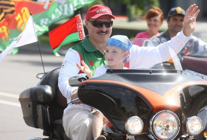 Лукашенко лишил Колю «престола»