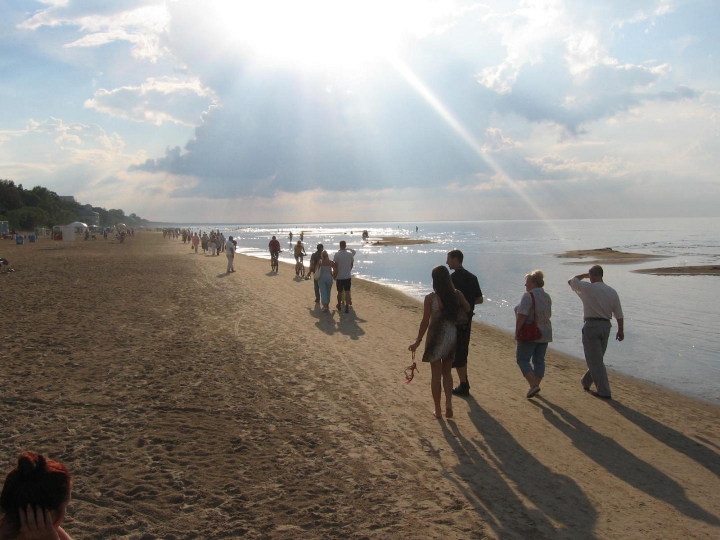 Температура воды в Рижском заливе не превышает +13 градусов