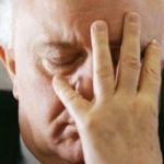 Шеварднадзе извинился за передачу власти Саакашвили