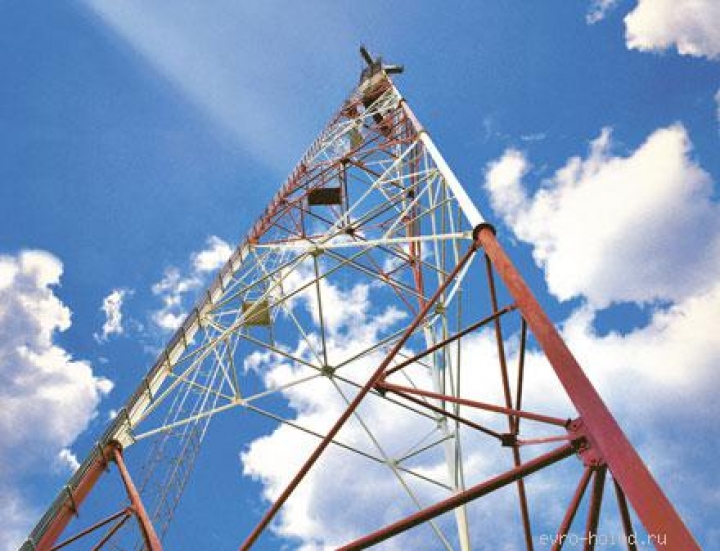 Жители переплачивают за мобильную связь до 25 латов в год