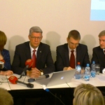 Портал: четыре министра в рабочее время были на партийном семинаре