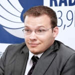 Дзинтарс нашел крайних в вопросе референдума о гражданстве
