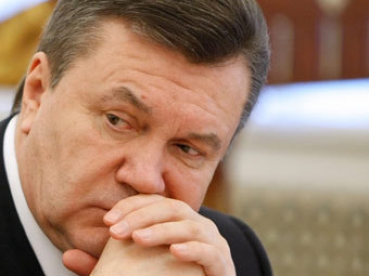 Более 300 тысяч украинцев потребовали отставки Януковича