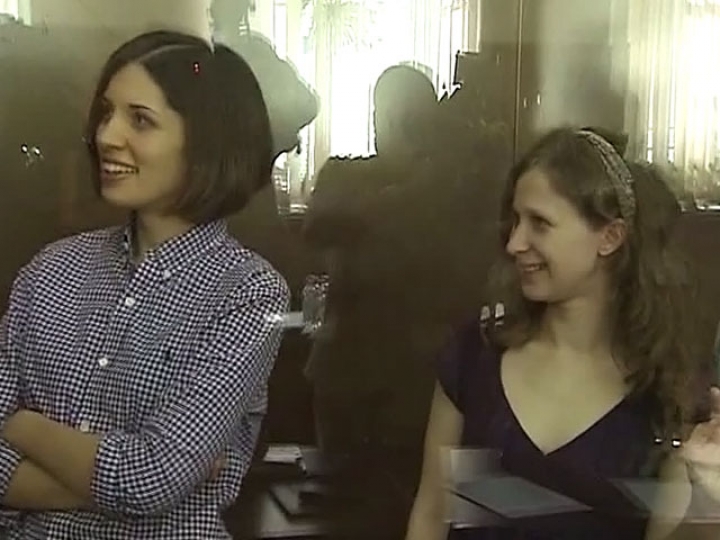Судья по делу Pussy Riot отказалась взять самоотвод