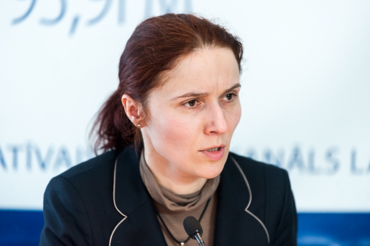 Глава проекта по введению евро: сани лучше готовить летом