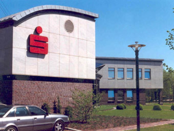 На северо-западе Германии грабители случайно взорвали банк