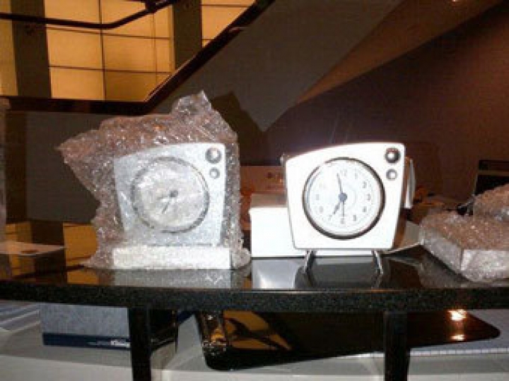 В Лос-Анджелесе небоскреб эвакуировали из-за посылки с будильником