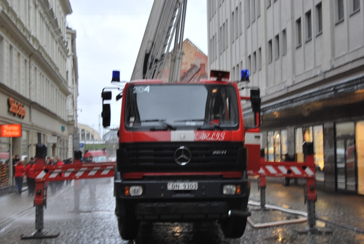 Для обновления пожарных депо и автопарка нужно 300 млн латов