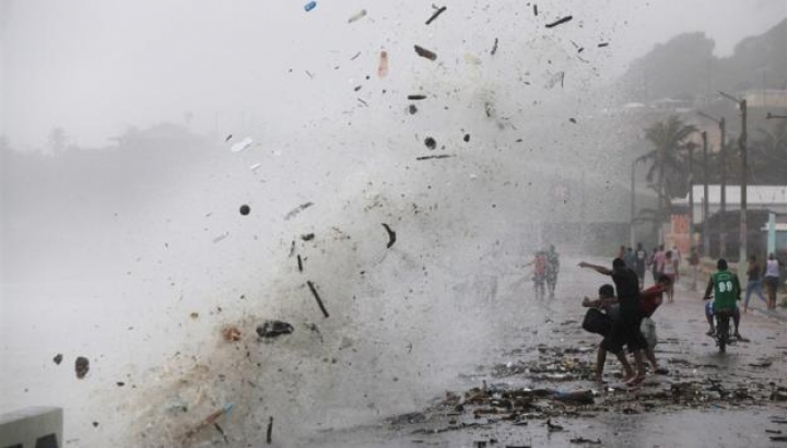 В Тихом океане набирает силу тропический шторм «Мириам»