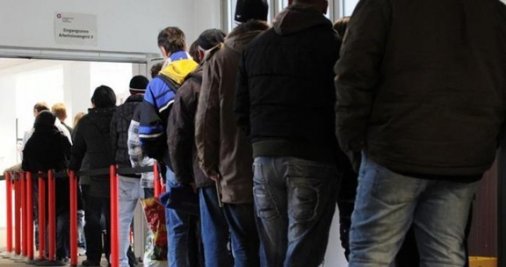 Ирландским латвийцам мало 500 латов на возвращение домой