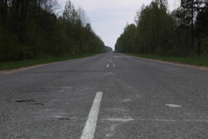 Движение после аварии на дороге Балтэзерс-Саулкалне восстановлено
