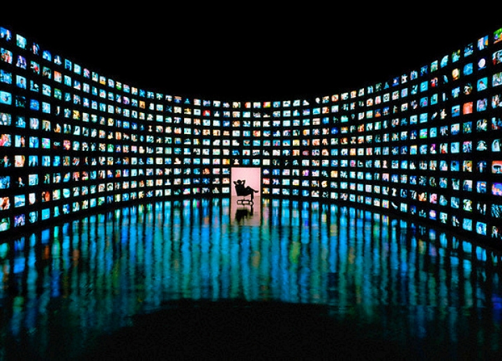 Шведов упрекают в лоббировании платных СМИ в Латвии